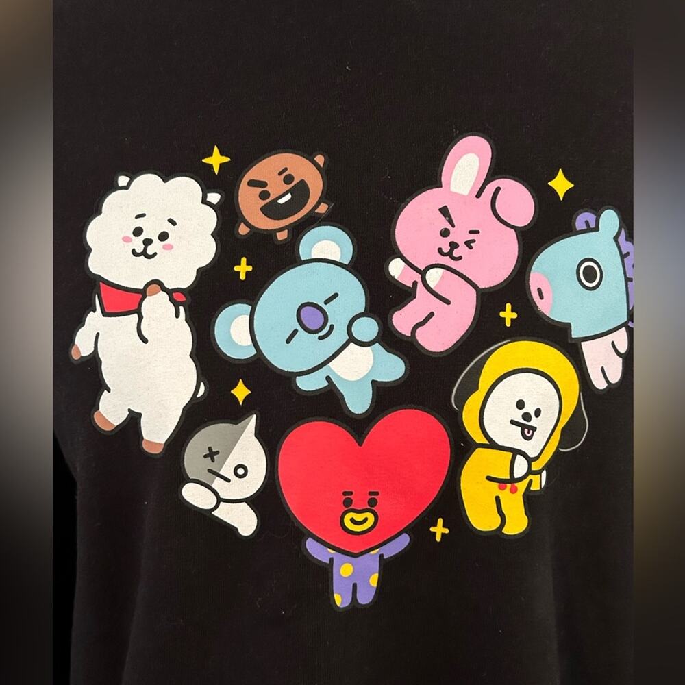 Rare BTS BT21 sweatshirt pullover small women’s US 6/8 black crewneck - Picture 10 of 11